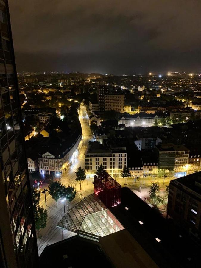 Grand Appartement 2 Chambres 5 Pers Max, Vue Panoramique Avec Parking Mulhouse Esterno foto